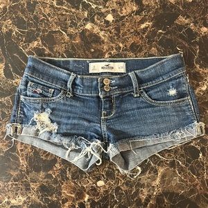 Hollister low rise denim shorts